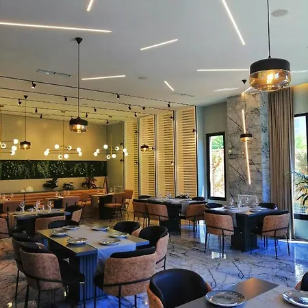 Kamax Radhime Vlorë